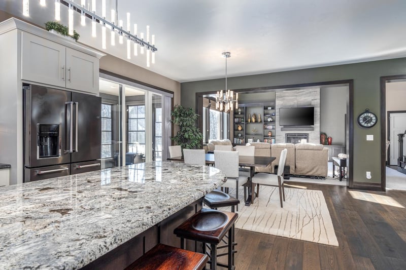 405 Woodfield Prairie Way, Hobart, WI 54155