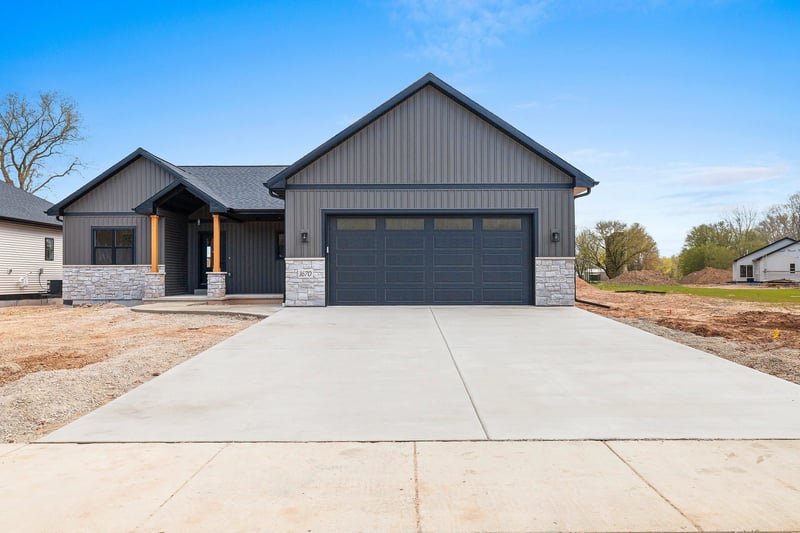 1670 Trefoil Trl, Green Bay, WI 54313