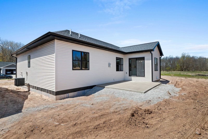 1680 Trefoil Trl, Green Bay, WI 54313