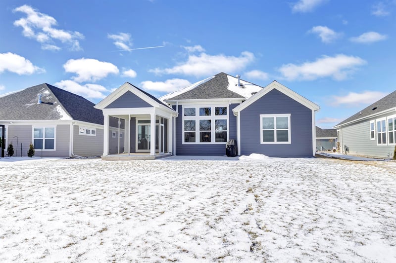 2479 Orion Cir, Green Bay, WI 54311-8078