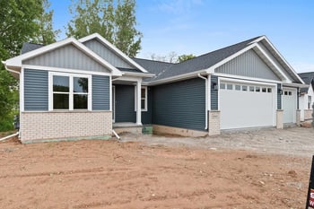 4945 Water Mint Way, Green Bay, WI 54313-2601