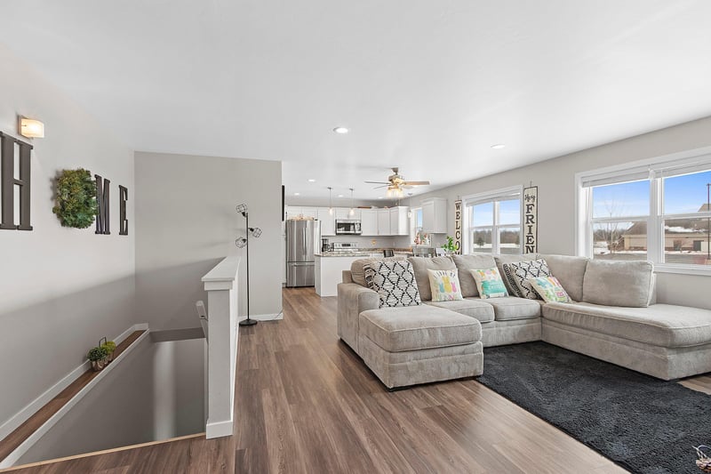 402 Tristan Dr, Shawano, WI 54166