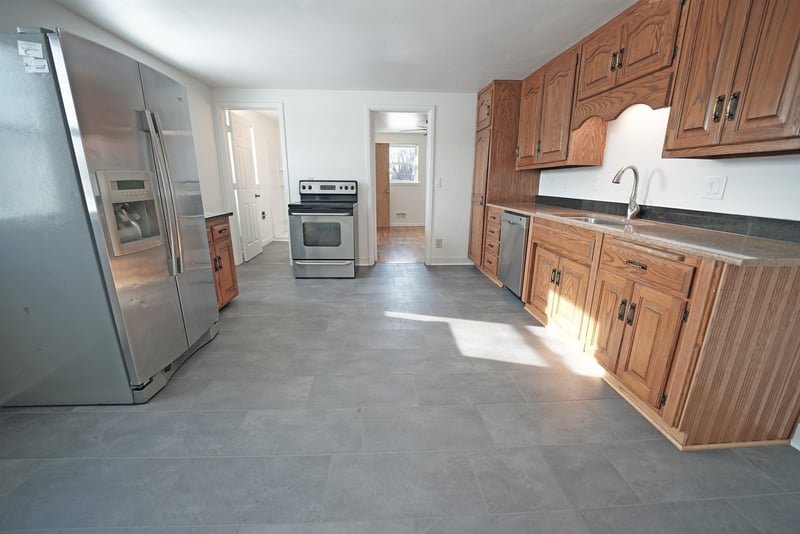 1141 Guns Rd, Green Bay, WI 54311