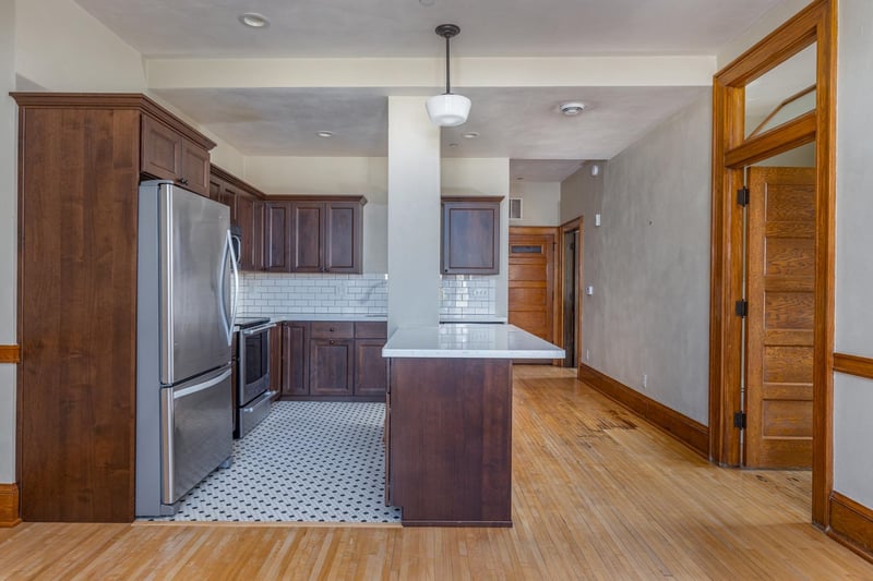 105 Washington Ave #102, Oshkosh, WI 54901-4978