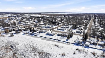 744 Twin Harbor Dr, Winneconne, WI 54986-0000