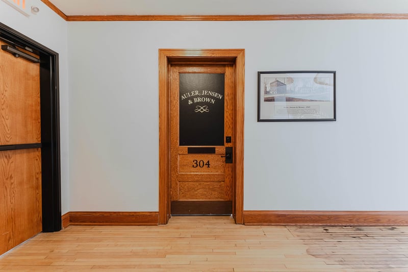 105 Washington Ave #304, Oshkosh, WI 54901-4980