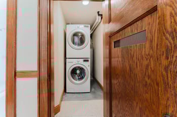 105 Washington Ave #304, Oshkosh, WI 54901-4980