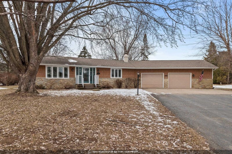 3225 Abendroth St, Appleton, WI 54914