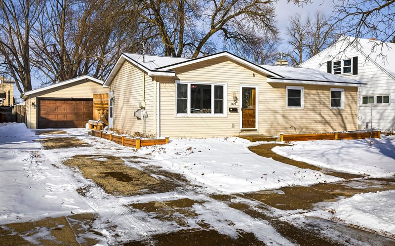1623 Jefferson St, Appleton, WI 54915