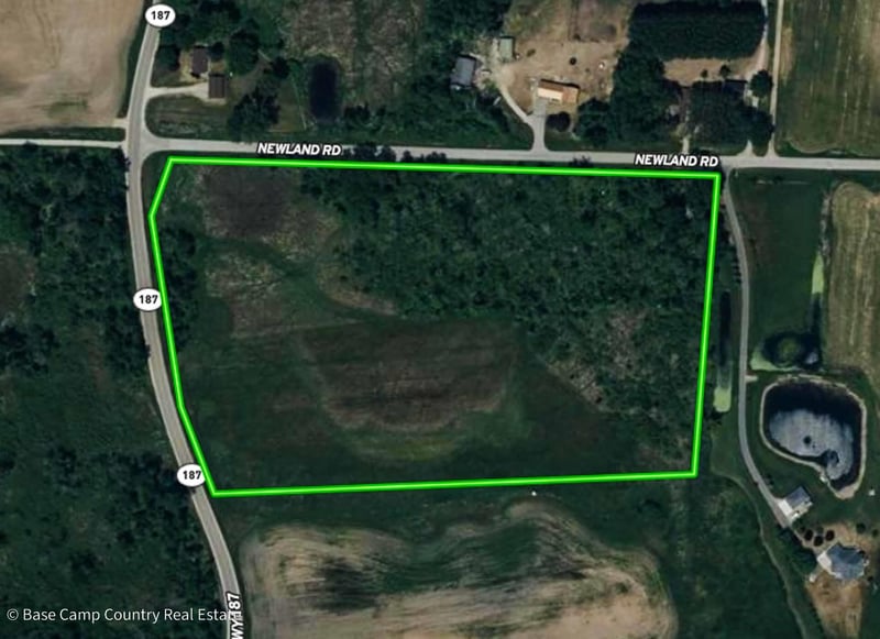 Newland Rd, Black Creek, WI 54106