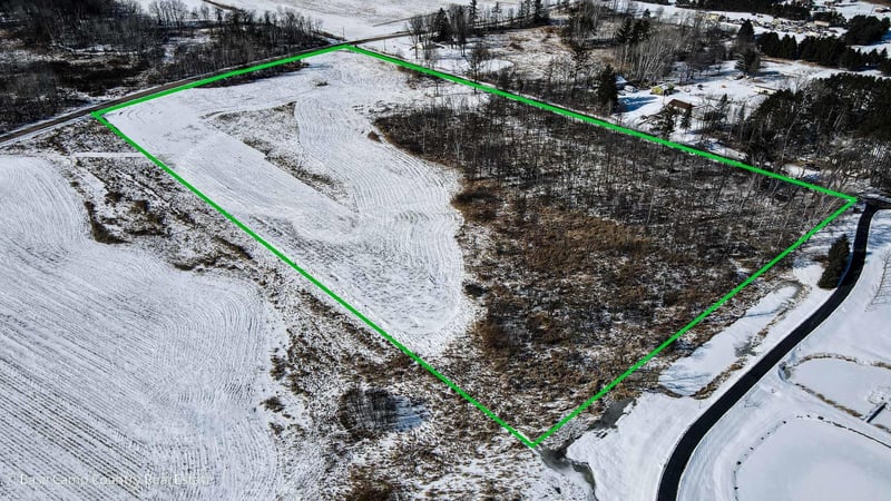 Newland Rd, Black Creek, WI 54106