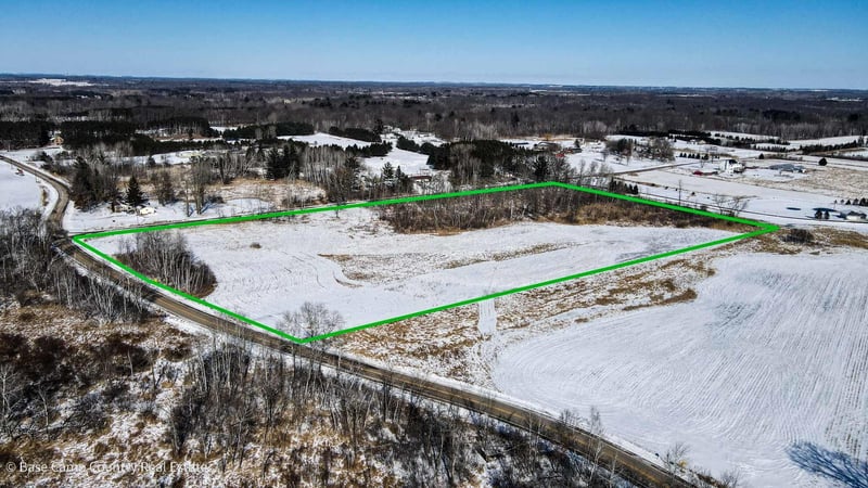 Newland Rd, Black Creek, WI 54106