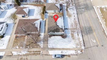 1617 9th Ave, Oshkosh, WI 54902