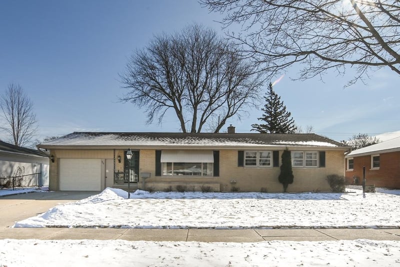 432 Locust St, Green Bay, WI 54303