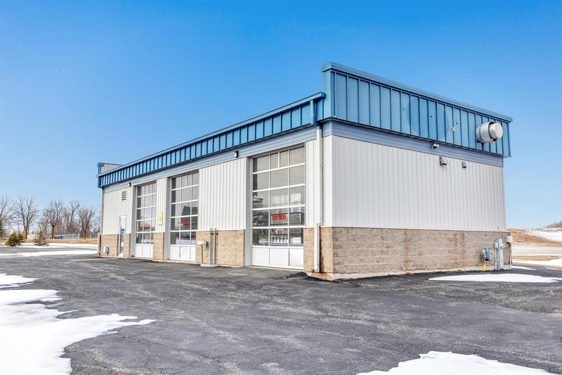 615 County Road R, Denmark, WI 54208