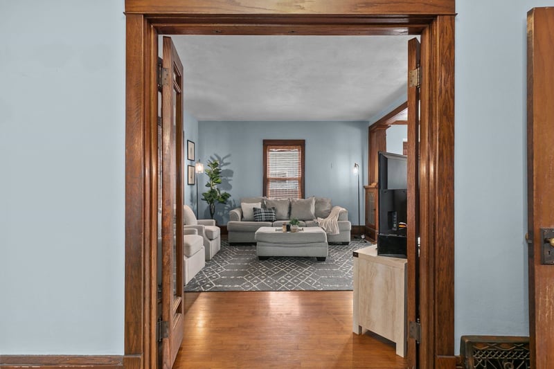 913 Harriman St, Appleton, WI 54911