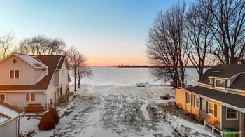 2959 Sunset Point Ln, Oshkosh, WI 54904