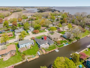933 Starboard Ct, Oshkosh, WI 54901-2063