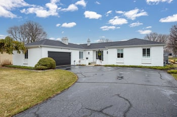 933 Starboard Ct, Oshkosh, WI 54901-2063