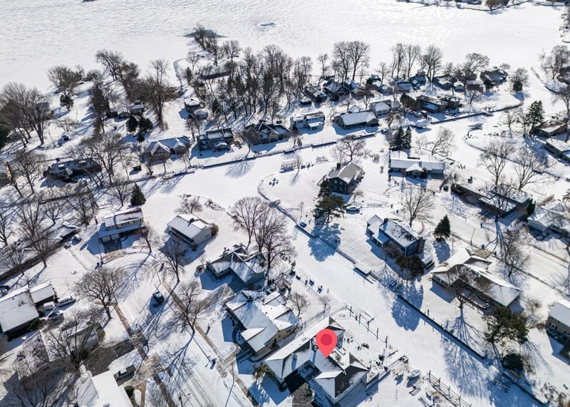 933 Starboard Ct, Oshkosh, WI 54901-2063