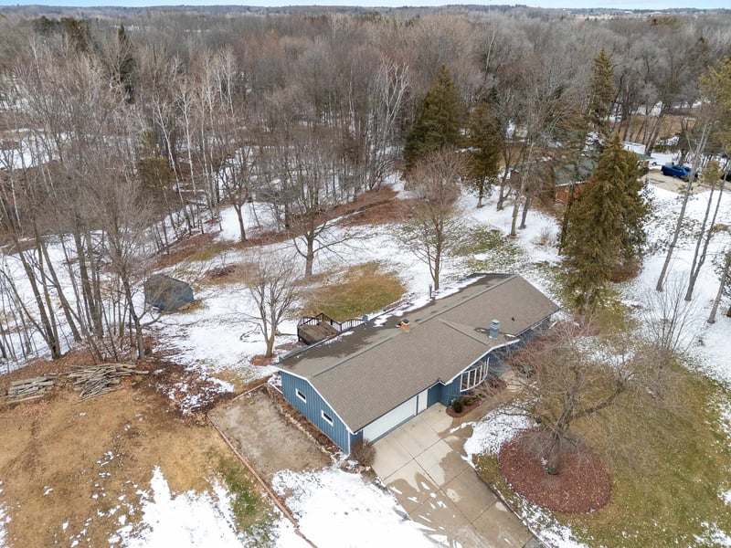 4074 Linden Ln, Green Bay, WI 54313