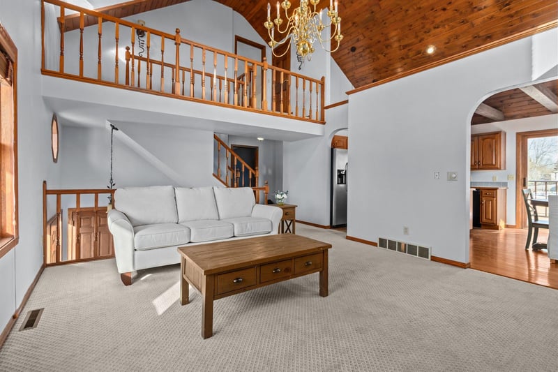 2618 Sunnyview Cir, Appleton, WI 54914