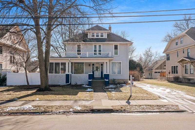 1225 Washington Ave, Oshkosh, WI 54901-5357