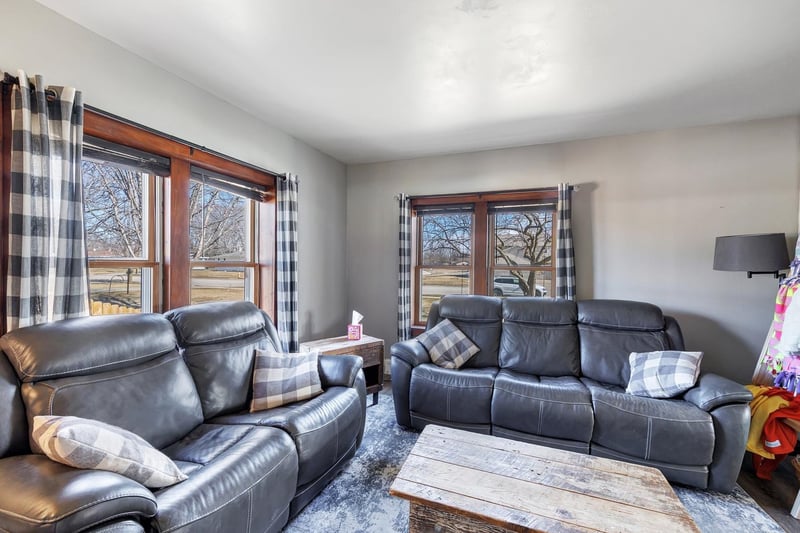 1208 Erie St, De Pere, WI 54115-3114