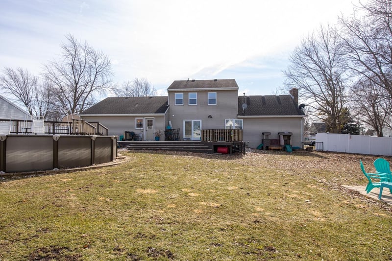 1567 Old School Pl, Greenleaf, WI 54126