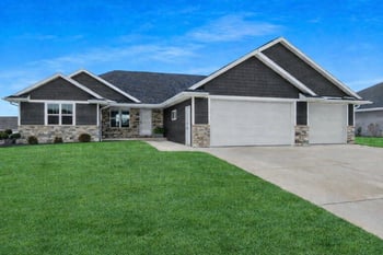 2885 Sussex Rd, Green Bay, WI 54311