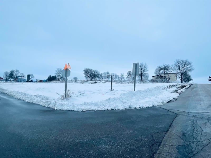 W3282 County B, Hilbert, WI 54129
