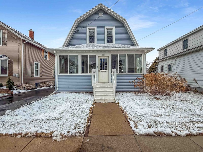 835 Winnebago Ave, Oshkosh, WI 54901-5370