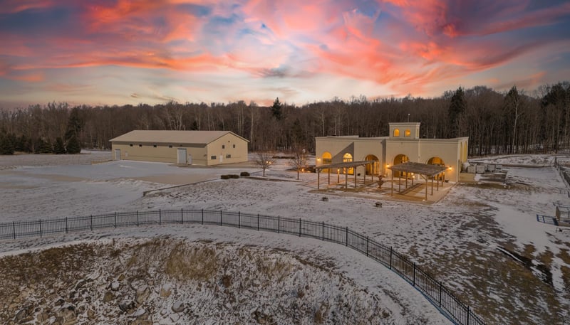 N2185 Sleepy Hollow Rd, Kewaunee, WI 54216