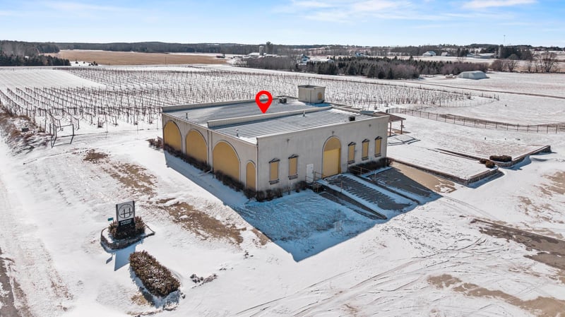 N2185 Sleepy Hollow Rd, Kewaunee, WI 54216