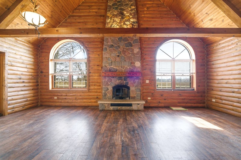 N8665 Firelane 10 , Menasha, WI 54952