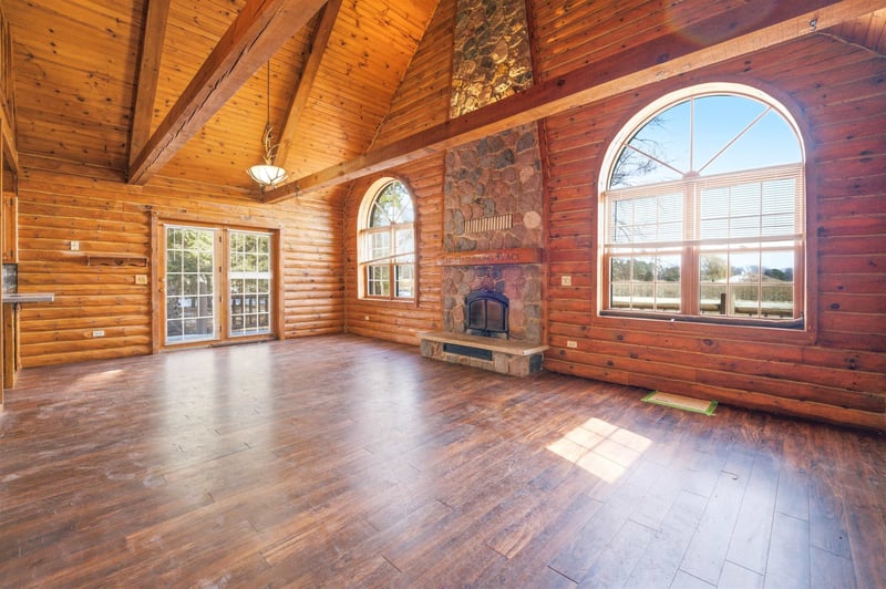 N8665 Firelane 10 , Menasha, WI 54952