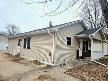 1906 Mitchell St, Oshkosh, WI 54901