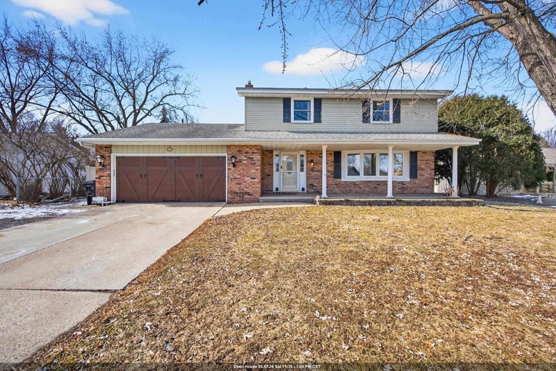 1017 Bay Ridge Rd, Appleton, WI 54915-2861