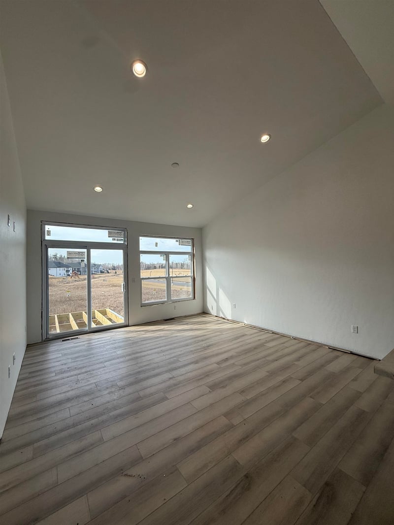 3375 Shawano Ave, Green Bay, WI 54313