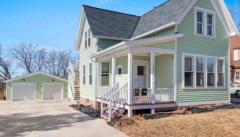 1222 Monroe Ave, Green Bay, WI 54301