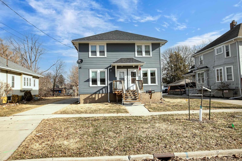 882 Kellogg St, Green Bay, WI 54303