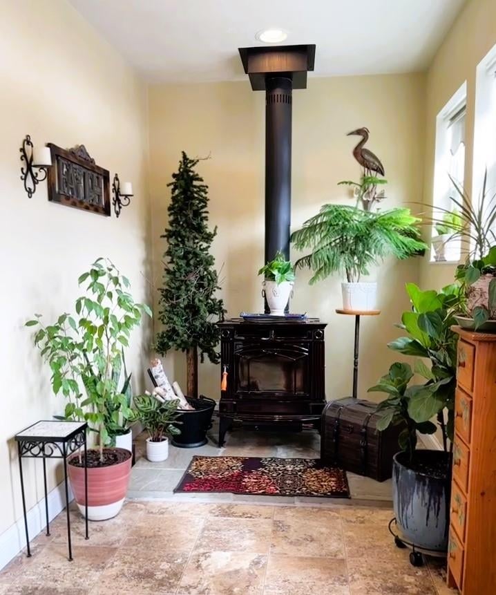 1984 Oakridge Rd, Neenah, WI 54956