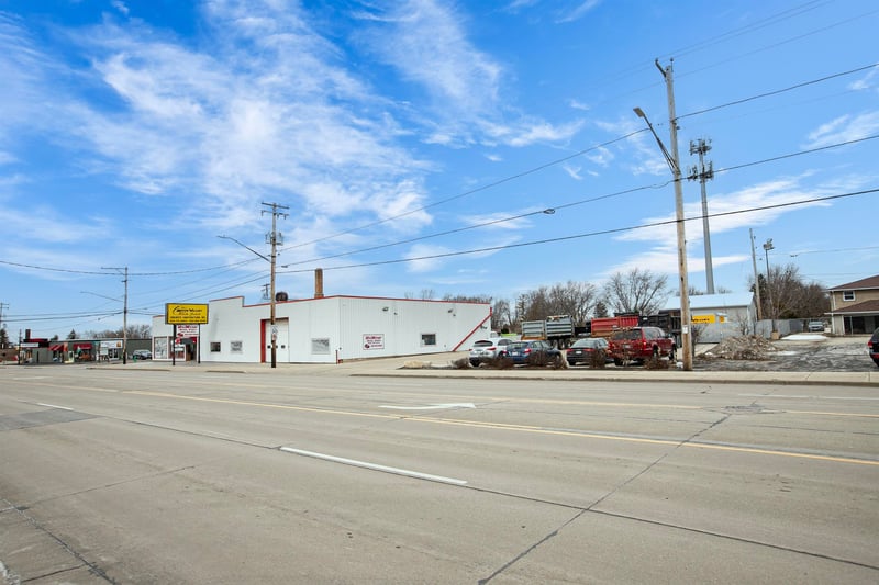 1610 W Wisconsin Ave, Appleton, WI 54914