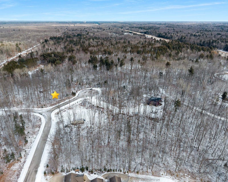 Omega Cir #12, Abrams, WI 54101