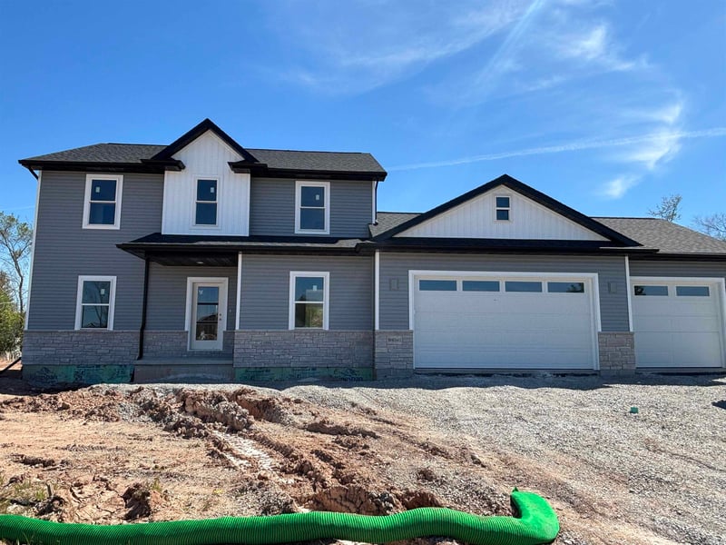 W6341 Kimberly Trl, Menasha, WI 54952