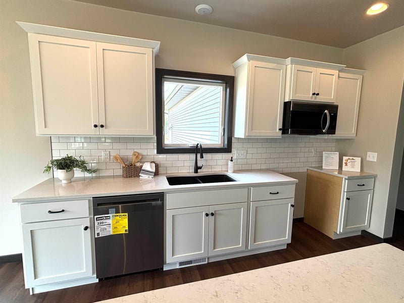 W6341 Kimberly Trl, Menasha, WI 54952