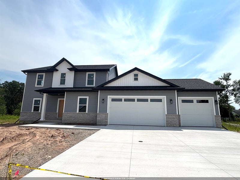 W6341 Kimberly Trl, Menasha, WI 54952
