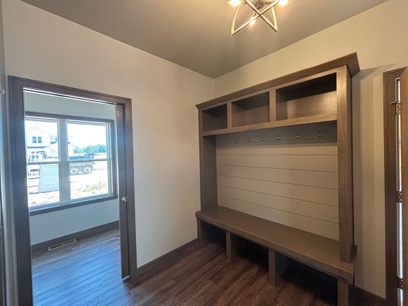 N8061 Blue Heron Cir, Sherwood, WI 54169