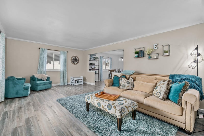 533 Canterbury Dr, Appleton, WI 54915