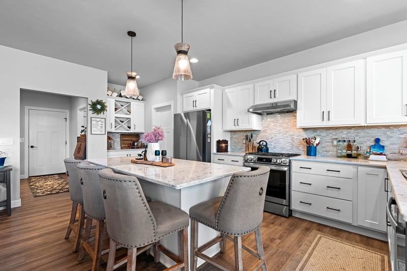 2950 Turquoise Ln, Appleton, WI 54913